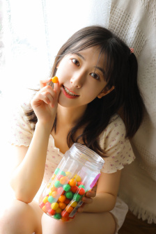 俄罗斯美女学院QVOD